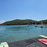 Mobile Sea Fairy , Jezera , Murter Κάμπινγκ Tisno