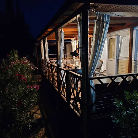 Campeggio Mobile Sea Fairy , Jezera , Murter *