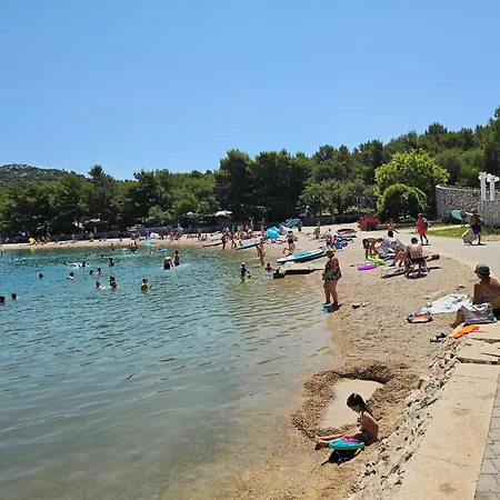 Mobile Sea Fairy , Jezera , Murter *