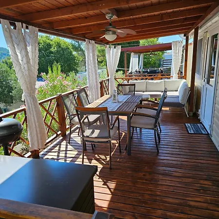 Mobile Sea Fairy , Jezera , Murter Camping