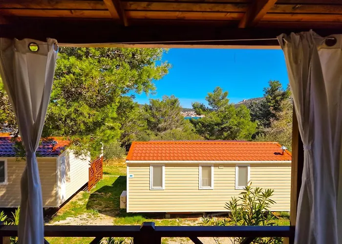 Kamp Mobile Sea Fairy , Jezera , Murter *