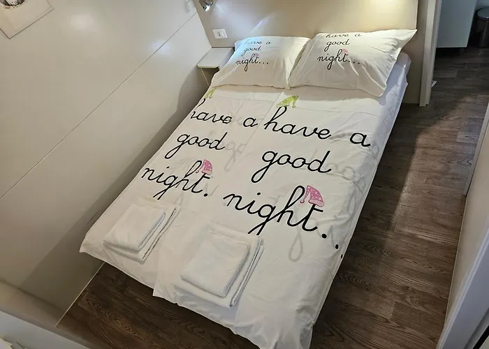 Mobile Sea Fairy , Jezera , Murter *