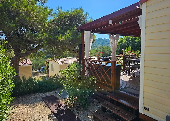 Mobile Sea Fairy , Jezera , Murter Kamp *